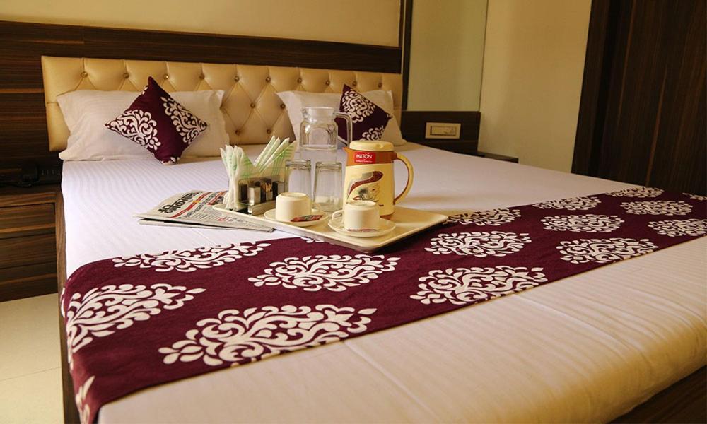 Kingsway Hotel And Restaurant Ajmer Dargah 350 Meter Exteriör bild