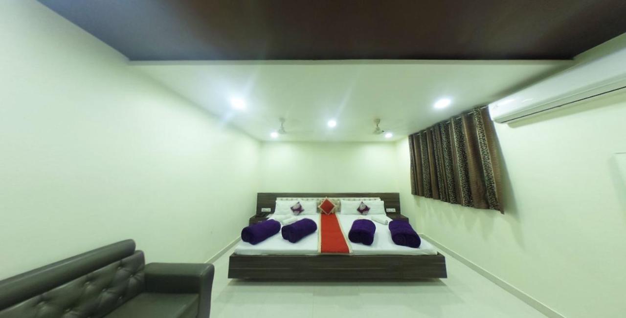 Kingsway Hotel And Restaurant Ajmer Dargah 350 Meter Exteriör bild