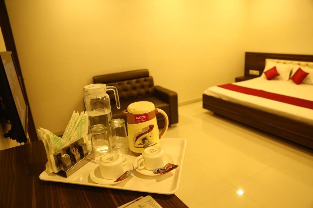 Kingsway Hotel And Restaurant Ajmer Dargah 350 Meter Exteriör bild